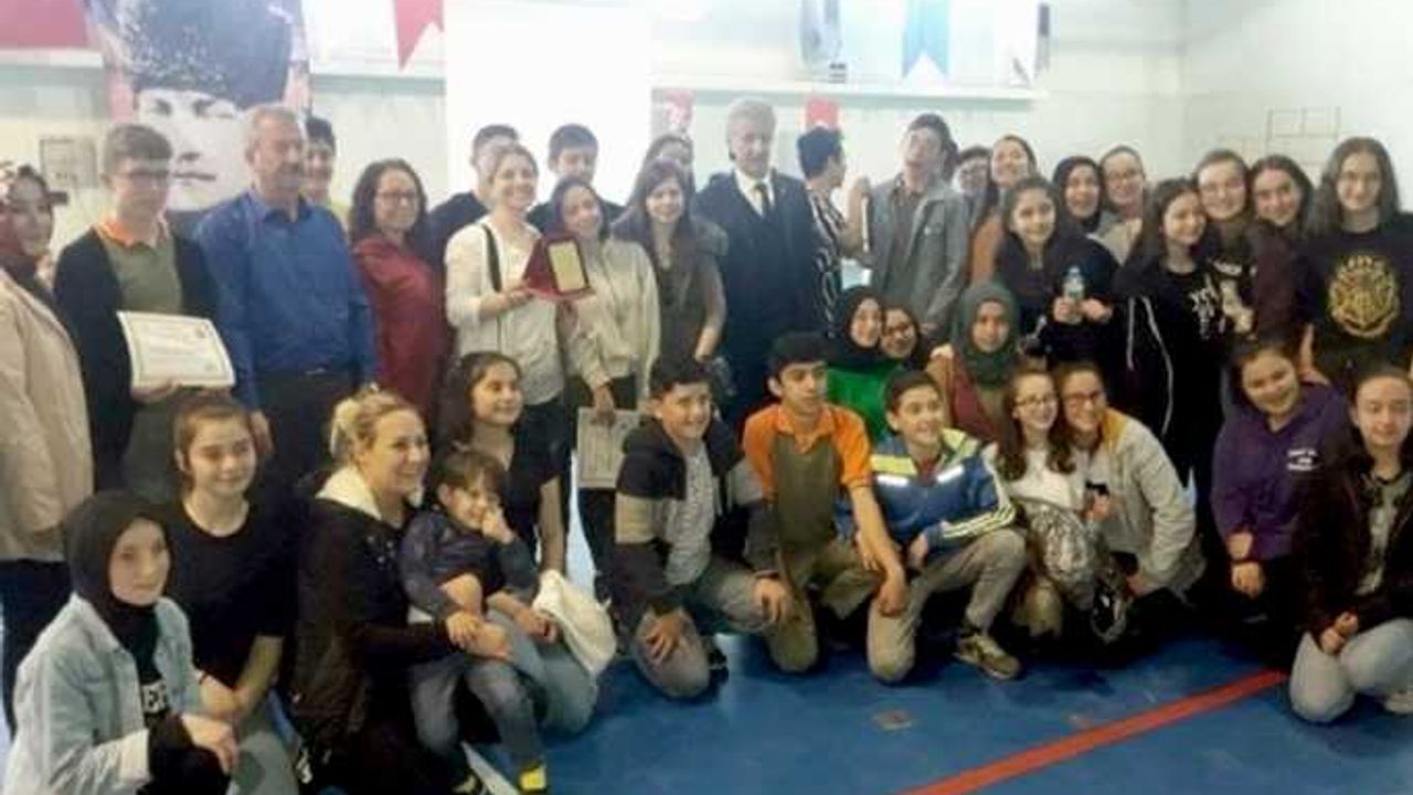Sahil ilçeleri okulları arasında Türkeli birinci oldu