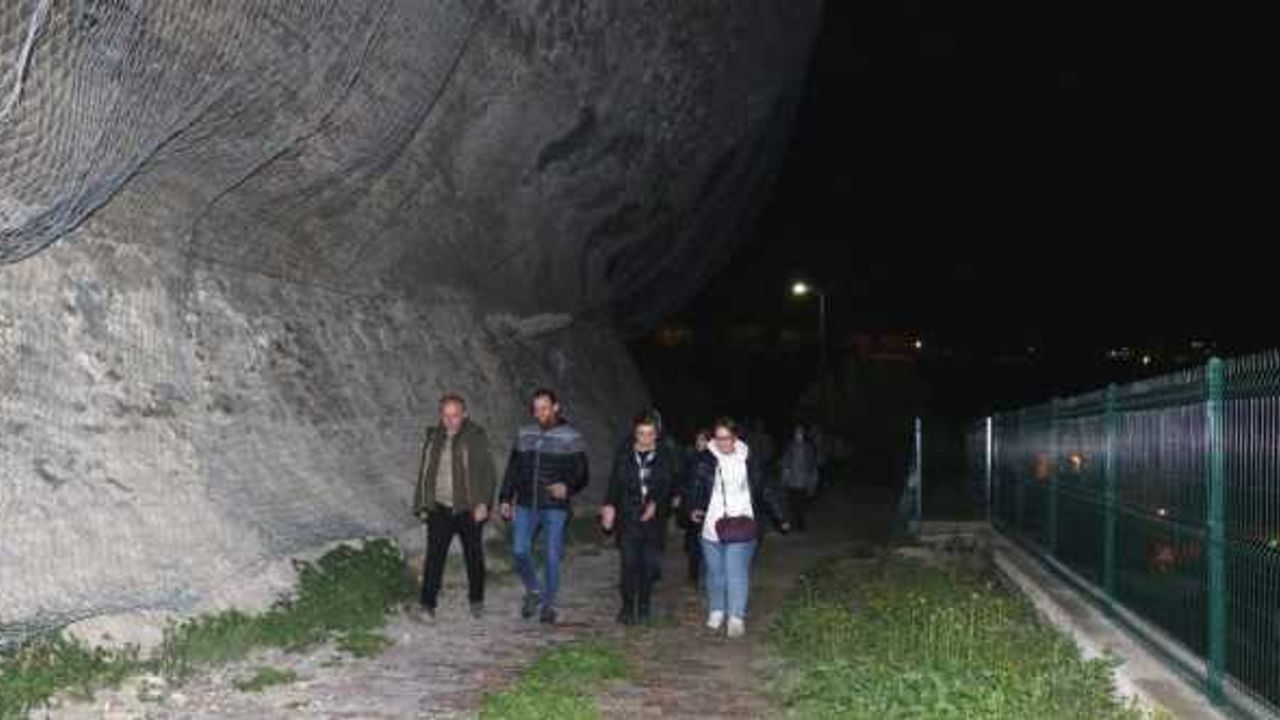 Safranbolu'da Turizm Haftası dolayısıyla "Gece Yürüyüşü" etkinliği düzenlendi