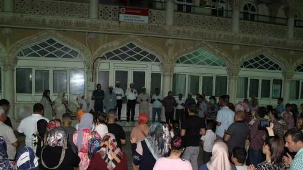 Kilis’te hacı adayları dualarla uğurlandı