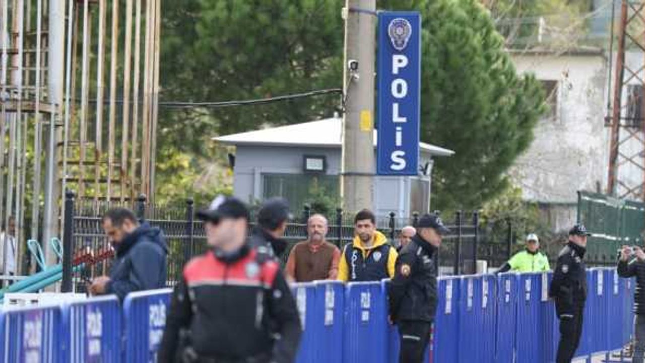 GÜNCELLEME - Amasra'da maden ocağındaki patlamaya ilişkin gözaltına alınan şüphelilerin adliyeye sevki sürüyor