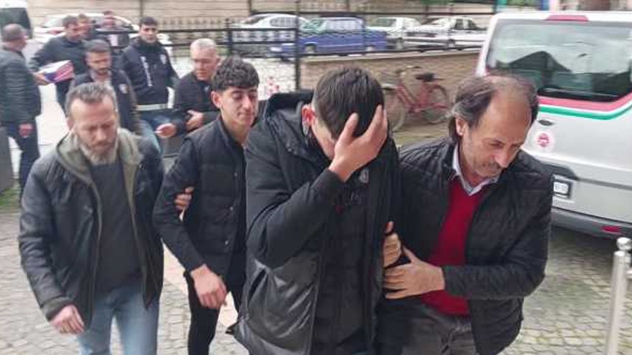 GÜNCELLEME - Bafra Ticaret Borsası Başkan Yardımcısı Erol'un silahla yaralanmasıyla ilgili bir şüpheli tutuklandı
