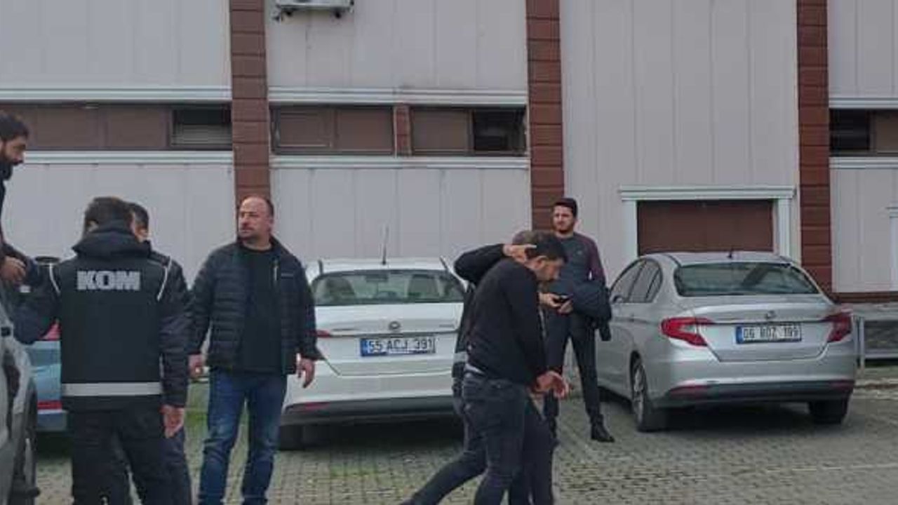 GÜNCELLEME - Bafra Ticaret Borsası Başkan Yardımcısı'nın silahla yaralanmasıyla ilgili 2 zanlı tutuklandı