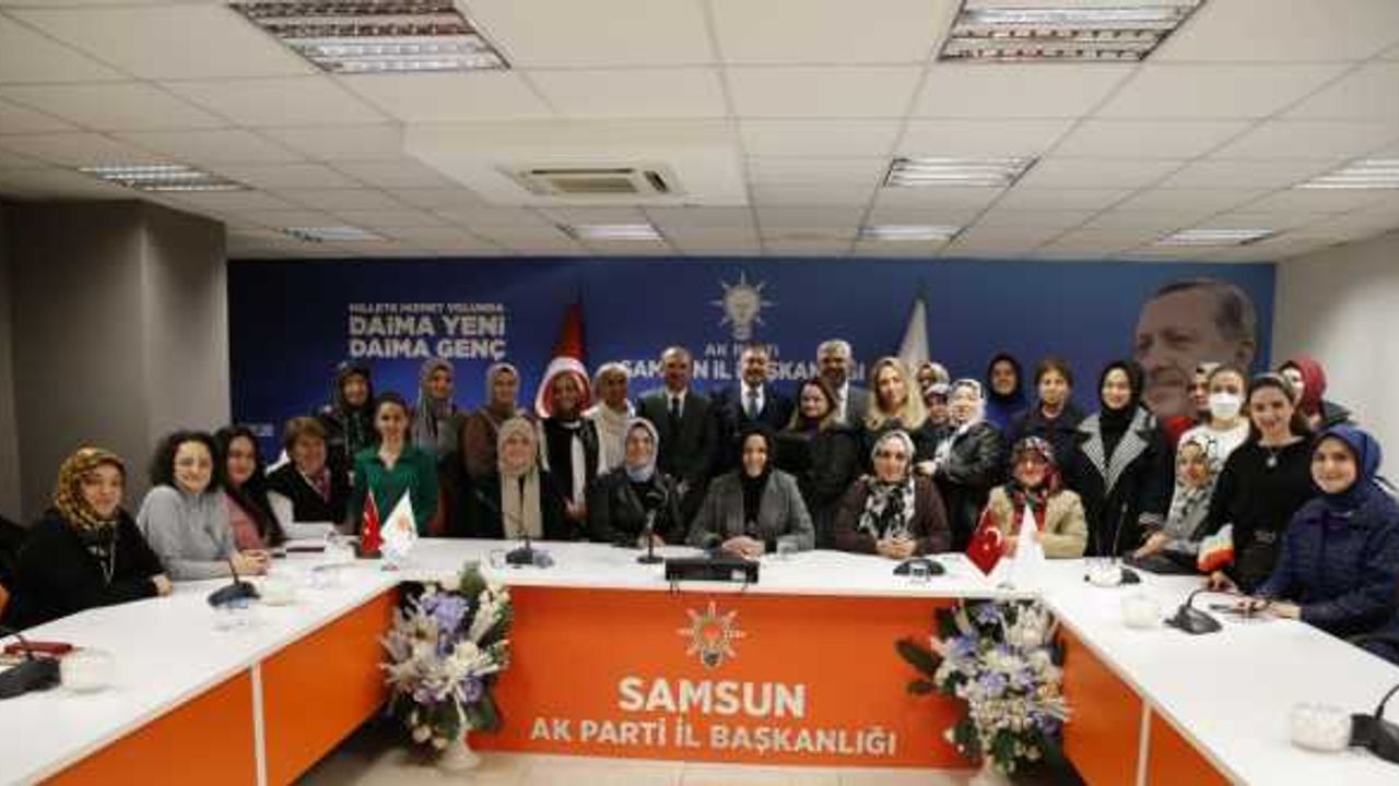 AK Parti Afyonkarahisar Milletvekili Eroğlu, Samsun'da partililerle bir araya geldi