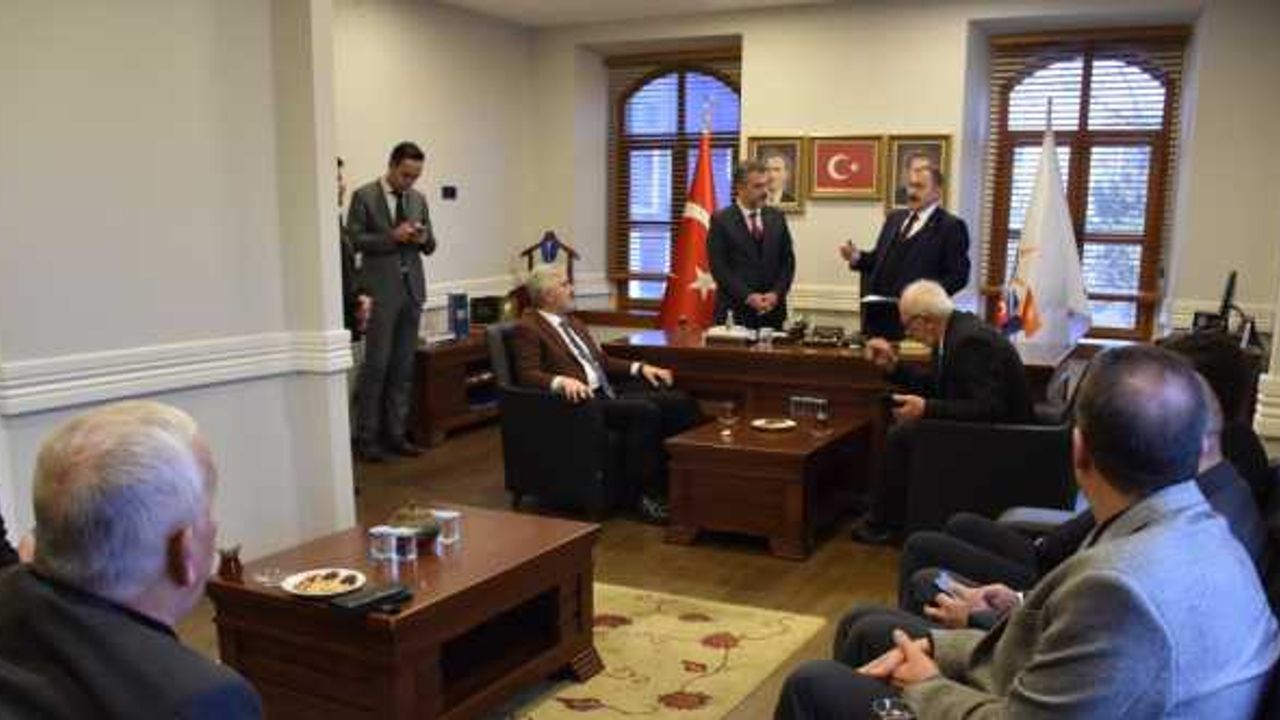 AK Parti Afyonkarahisar Milletvekili Eroğlu, Trabzon ziyaretlerde bulundu