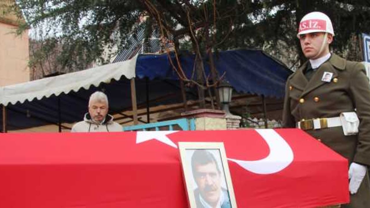 Amasya'da vefat eden Kıbrıs gazisi son yolculuğuna uğurlandı
