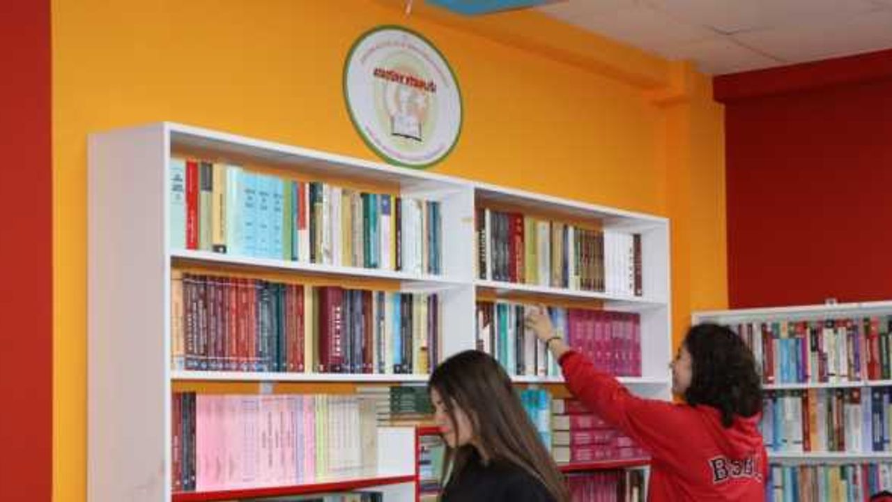 Bolu'da "Kütüphanesiz Okul Kalmayacak" projesi devam ediyor