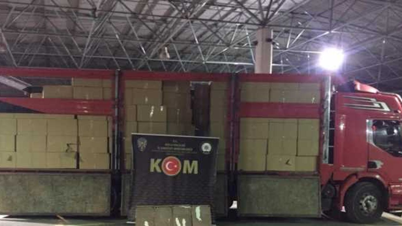 Bolu'da tırda 6 milyon 232 bin makaron ele geçirildi