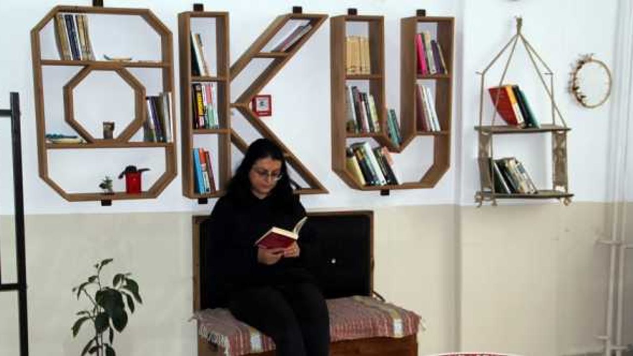 "Geri Dönüşüm Kütüphanesi" kitap okuma alışkanlığına katkı sunuyor