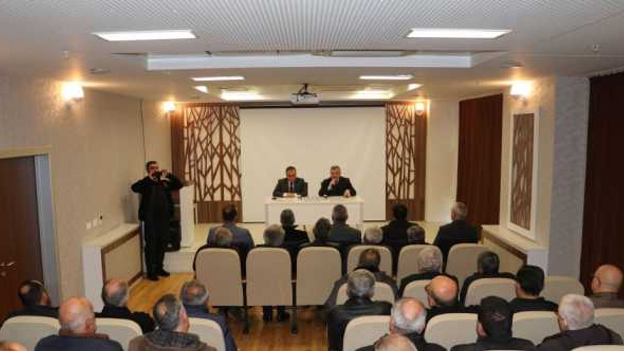 Havza Kaymakamı Nayman ve Belediye Başkanı Özdemir muhtarlarla buluştu
