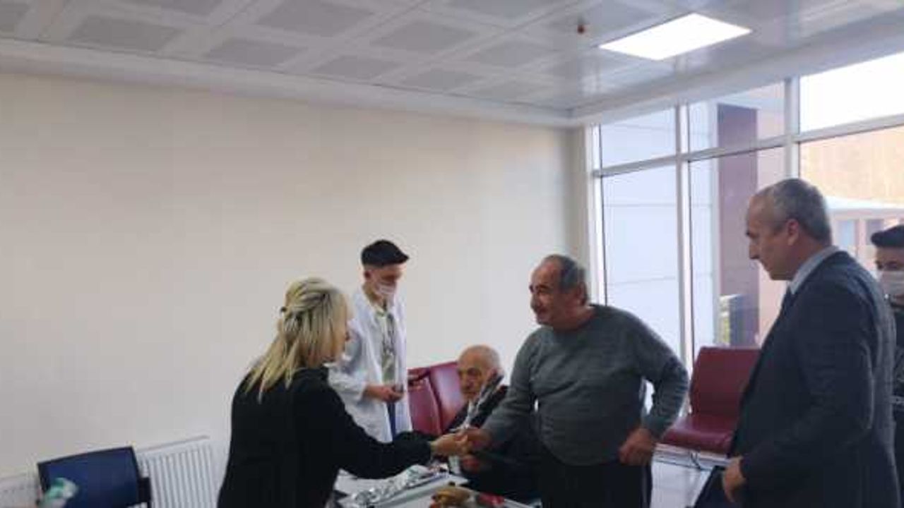 İl Milli Eğitim Müdürü Aldoğan'dan huzurevi sakinlerine ziyaret