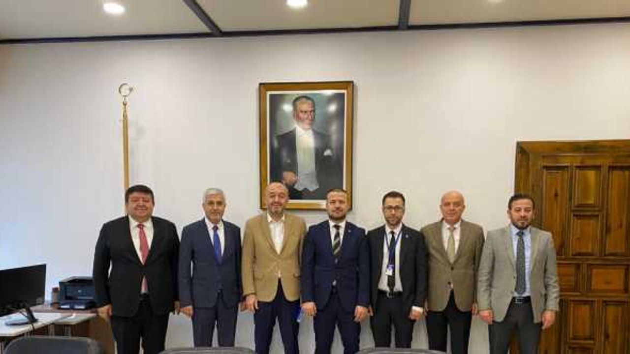 KARDEMİR VE KARDÖKMAK'ın toplu iş sözleşme taslakları işverene teslim edildi