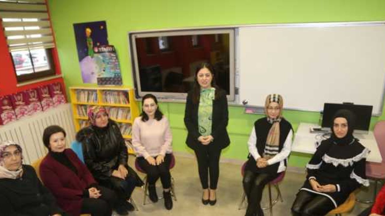 Kastamonu'da okul zili veliler için çalıyor