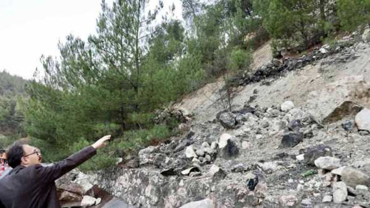 Kaya düşmesi ve heyelan riskine karşı önlem alınıyor
