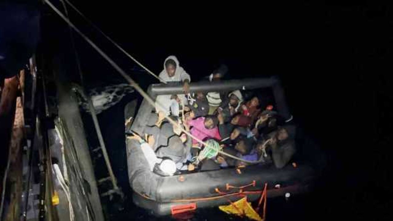 Marmaris’te 72 düzensiz göçmen kurtarıldı