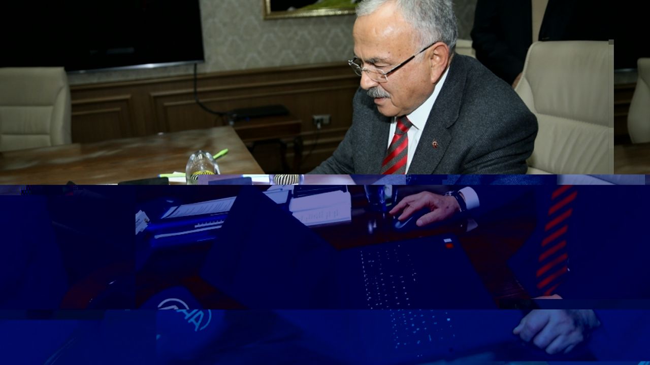 Ordu Büyükşehir Belediye Başkanı Hilmi Güler, AA'nın "Yılın Fotoğrafları" oylamasına katıldı