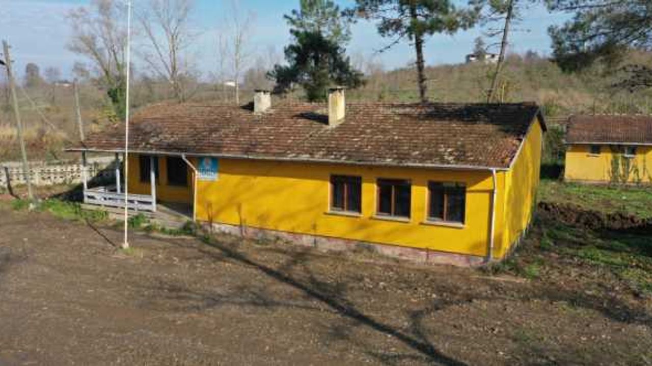 Salıpazarı'nda Tepealtı İlkokulu binası köy yaşam merkezine dönüştürülüyor