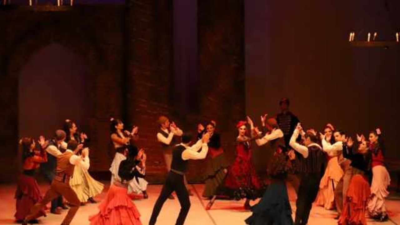 Samsun Devlet Opera ve Balesi "Carmen" balesini tekrar sahneledi