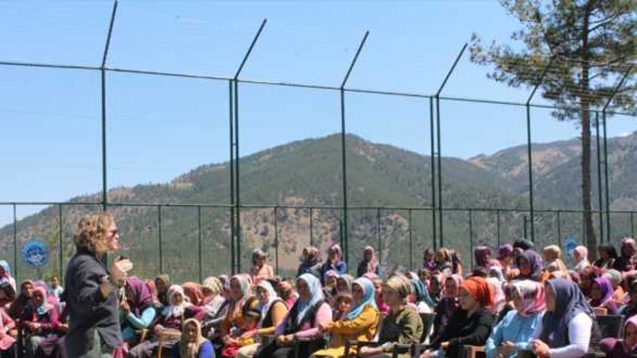 "Tasarruf Evimizde, Gelecek Elimizde" projesiyle 2 bin 500 kadına ulaşıldı
