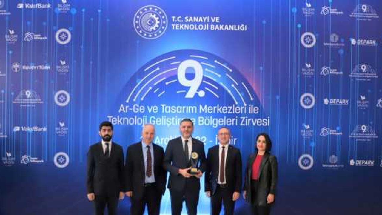 Teknopark İstanbul 3’ncü kez en iyi teknoloji geliştirme bölgesi