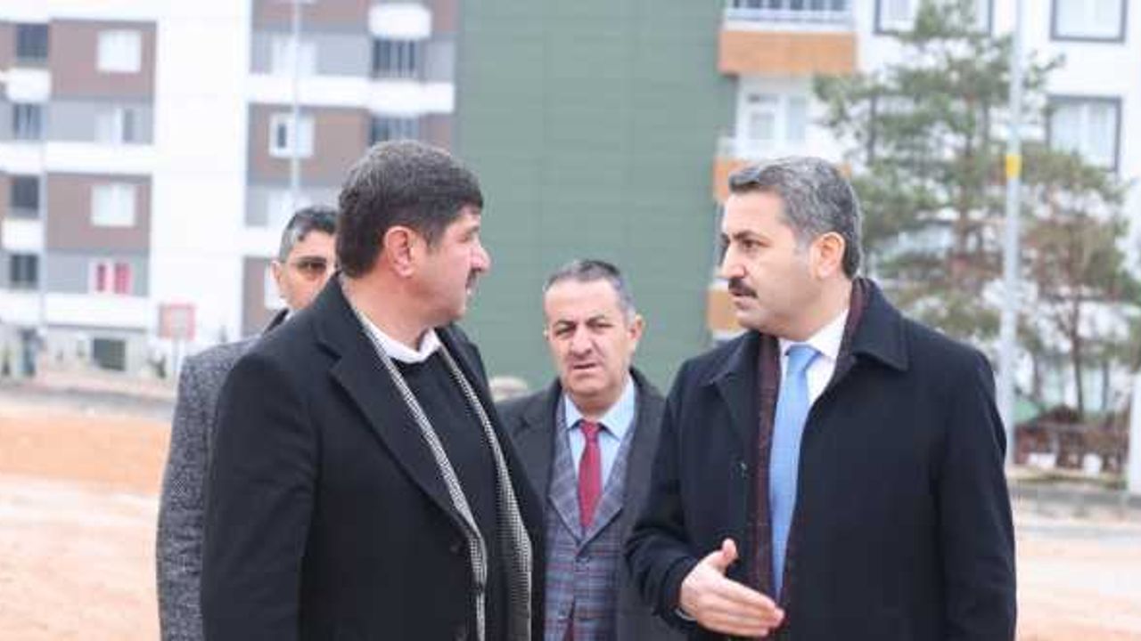 Tokat Belediye Başkanı Eroğlu, sürdürülen çalışmaları inceledi