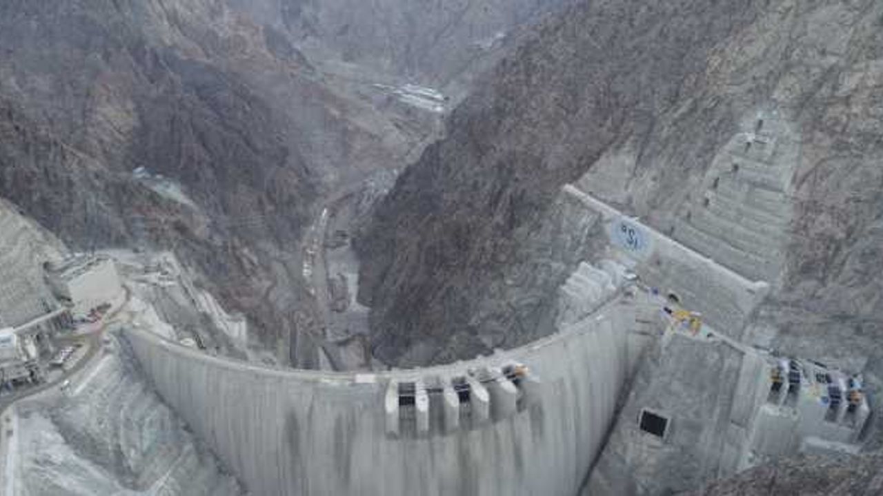 Yusufeli Barajı'nda su seviyesi 52 metreyi aştı