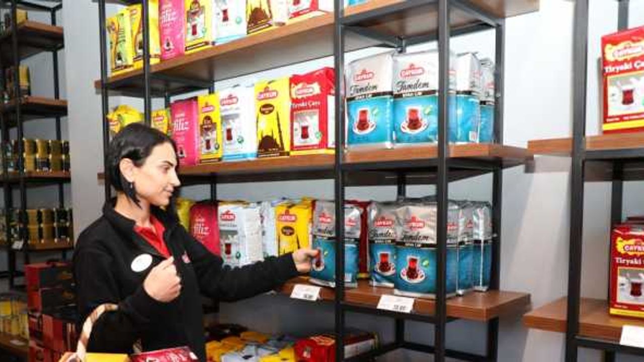 ÇAYKUR 2022'de 162 bin 958 ton kuru çay satışı gerçekleştirdi