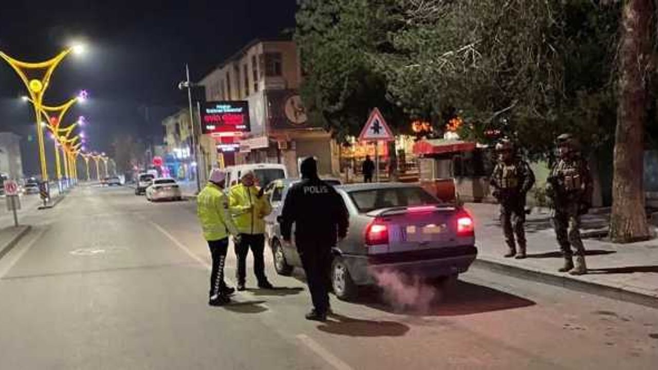 Erzincan’da 36 sürücüye 78 bin 521 lira ceza kesildi
