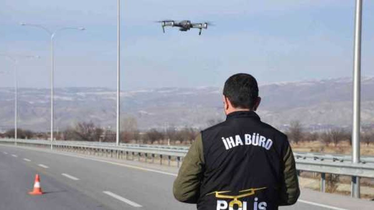 Erzincan’da drone destekli trafik denetimi