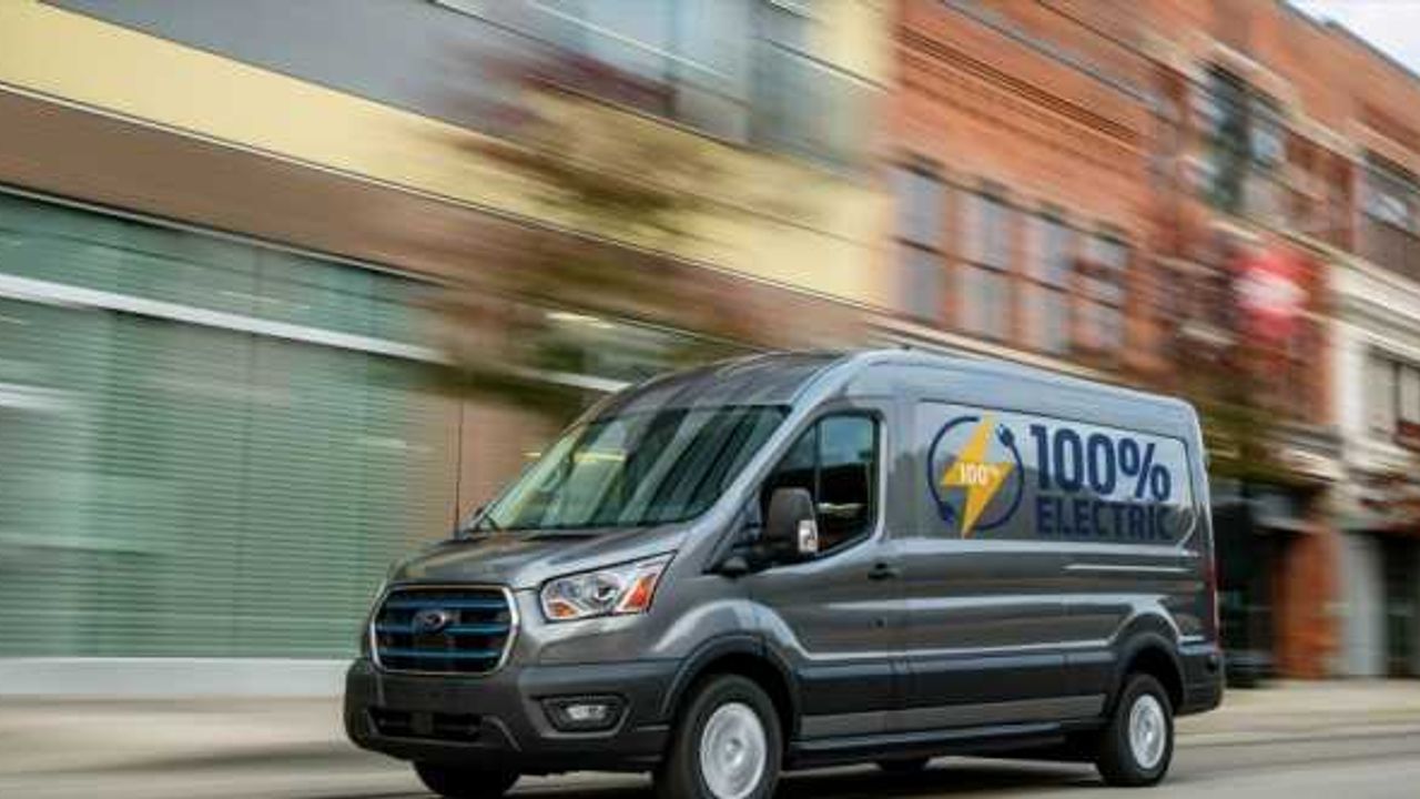 Ford Otosan, Ford'u 8. kez Avrupa ticari araç satışlarında liderliğe taşıdı