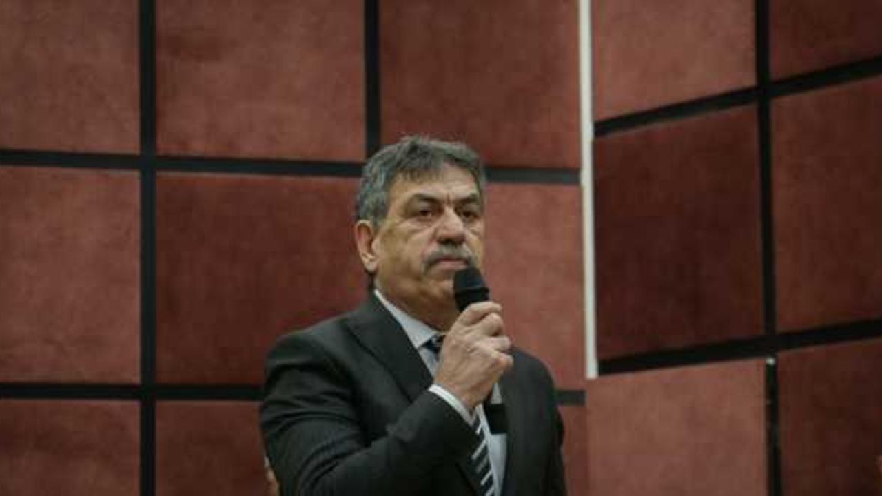 Görme engelliler hazırladıkları oyunu tiyatroseverlerle buluşturdu