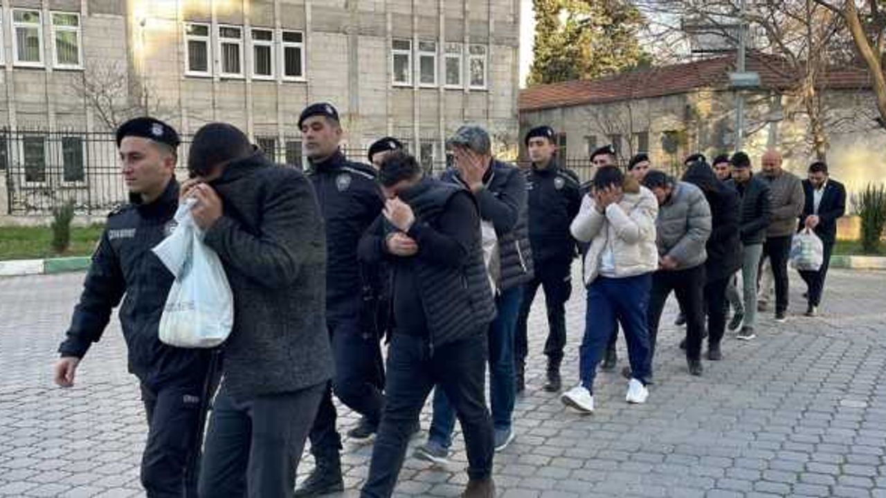 GÜNCELLEME - Samsun'da rüşvet operasyonunda yakalanan 13 şüpheliden 4'ü tutuklandı