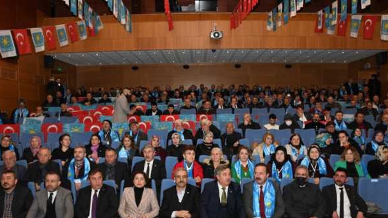 İYİ Parti Gümüşhane İl Başkanlığına Ali Ateş seçildi