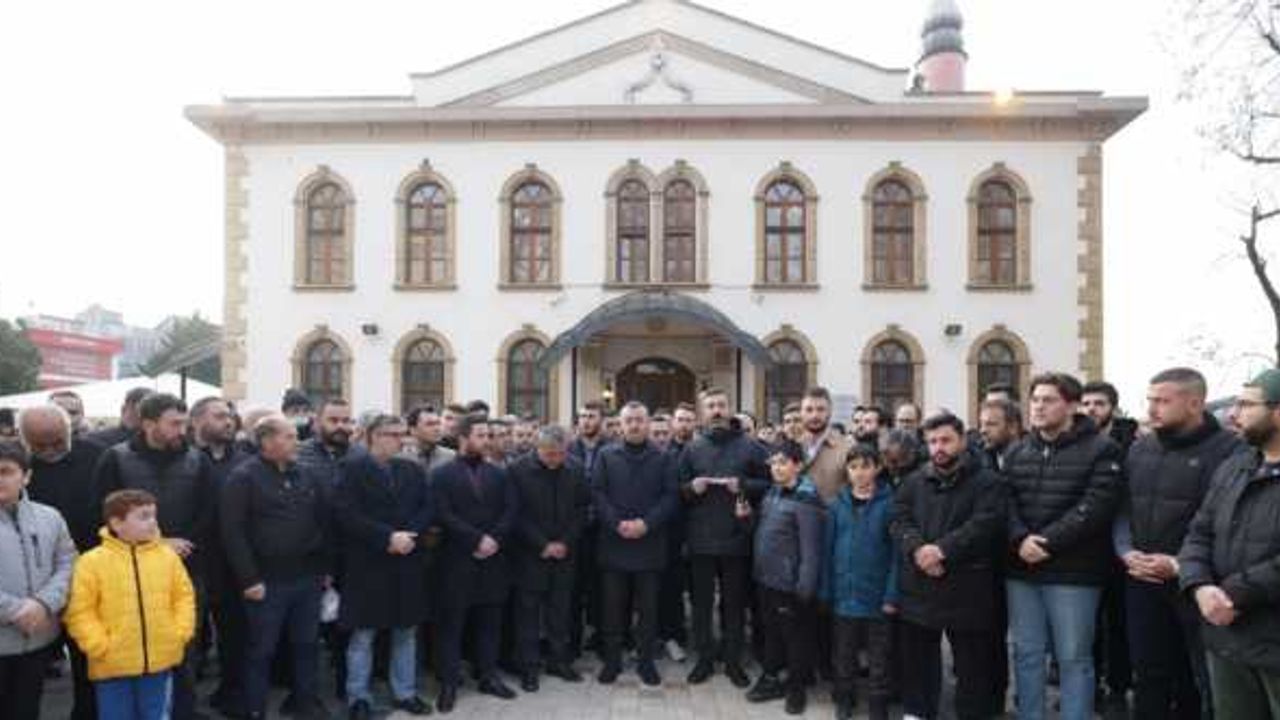 Sakarya, Kocaeli ve Karabük'te İsveç'te Kur'an-ı Kerim yakılması kınandı
