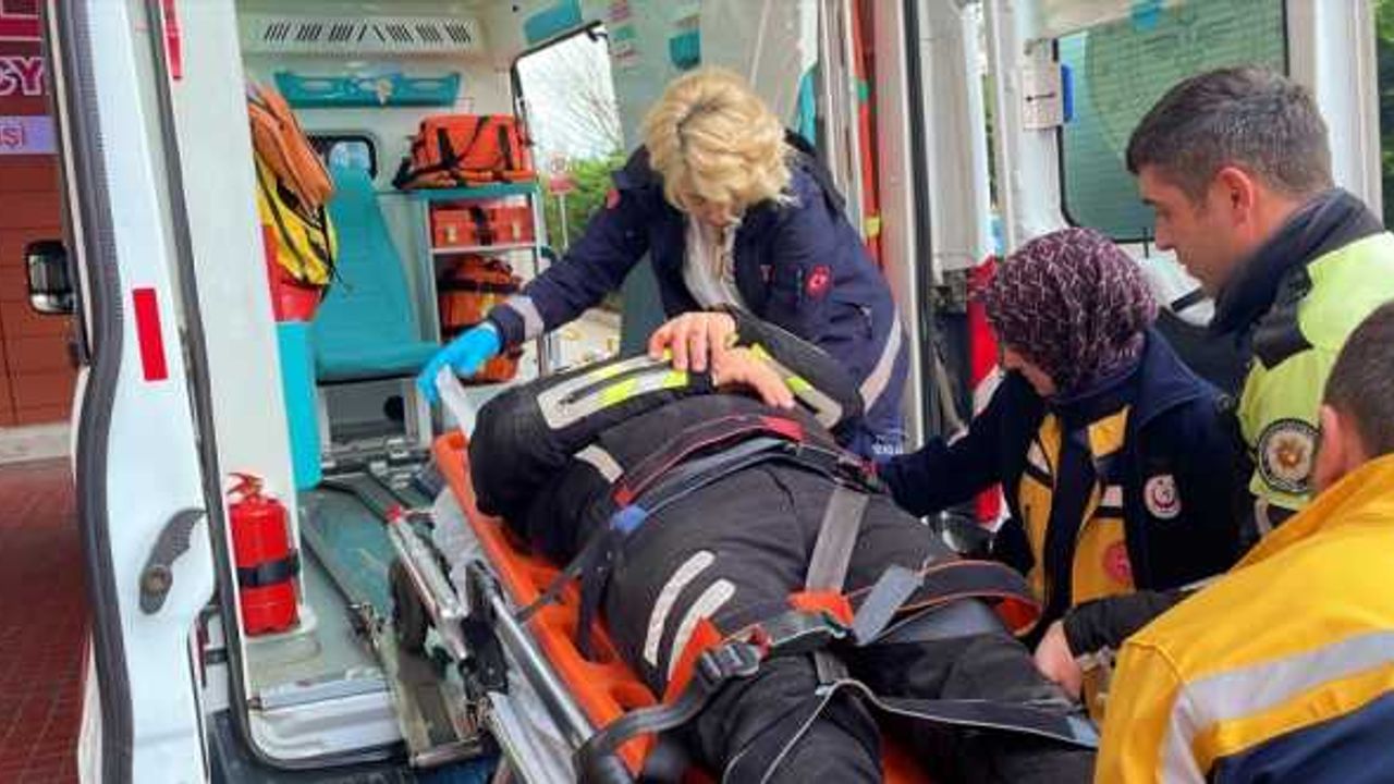 Samsun'da devrilen motosikletteki trafik polisi yaralandı
