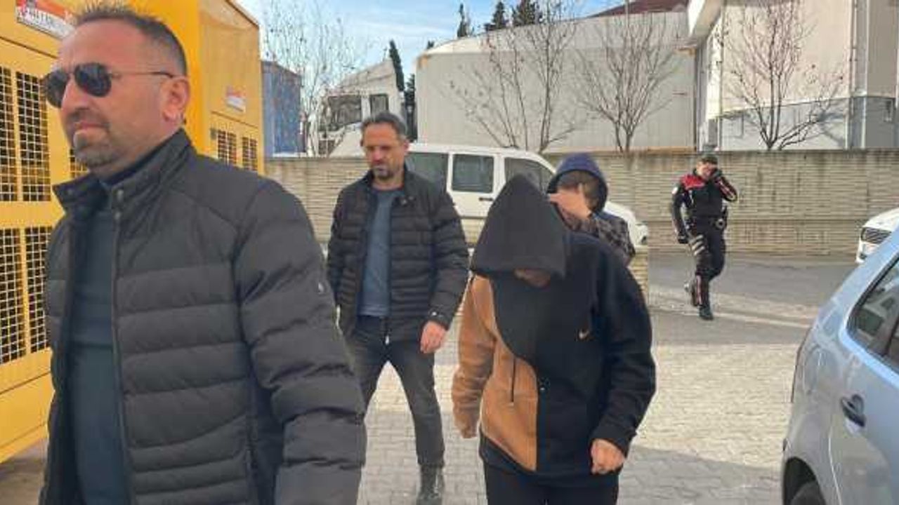 Samsun'da evlerden hırsızlık yaptıkları iddiasıyla 3 kadın zanlı yakalandı