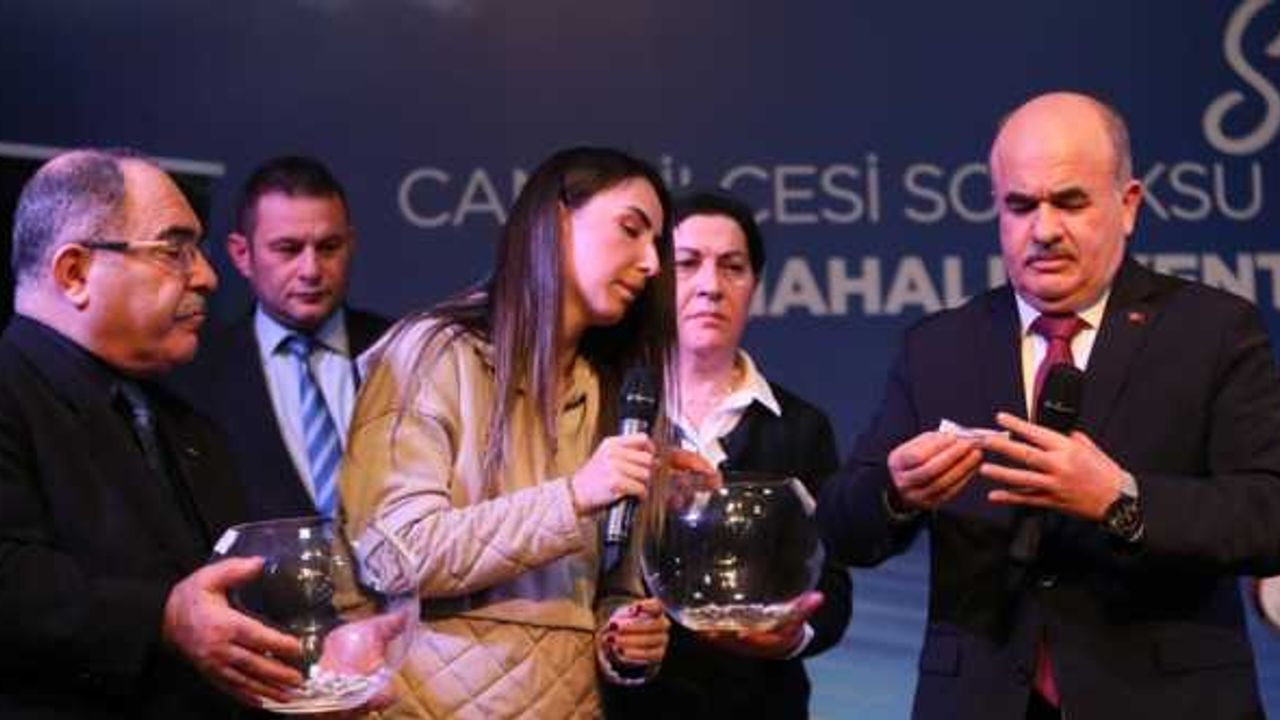 Samsun'da kentsel dönüşüm konutları hak sahiplerine teslim ediliyor