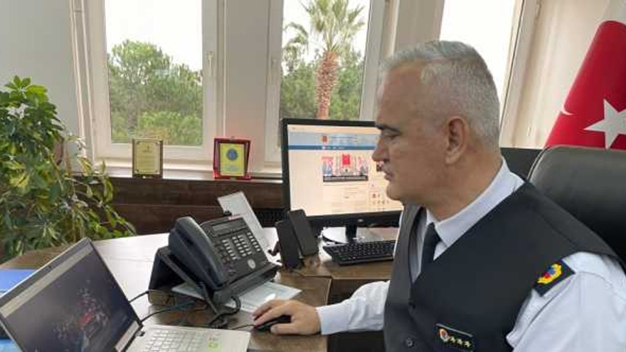 Sinop İl Jandarma Komutanı Kuran "Yılın Fotoğrafları" oylamasına katıldı