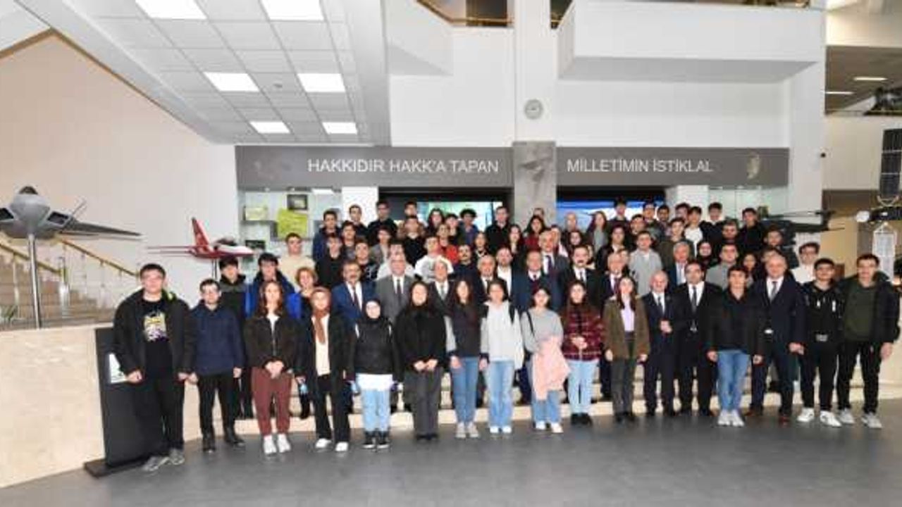 Taşköprülü lise öğrencileri ASELSAN ve TUSAŞ'ı gezdi