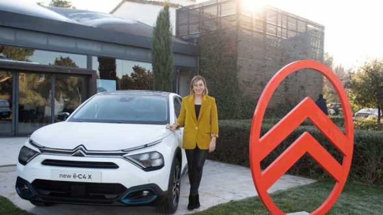 Yeni Citroen C4 X ve e-C4 X Türkiye’de