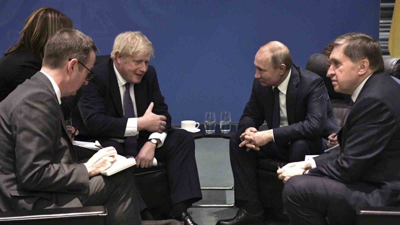 Eski İngiltere Başbakanı Johnson: "Putin beni füze ile tehdit etti"