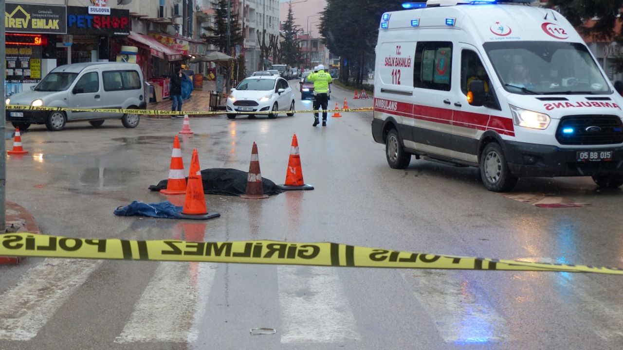 Amasya'da kamyonun çarptığı lise öğrencisi hayatını kaybetti