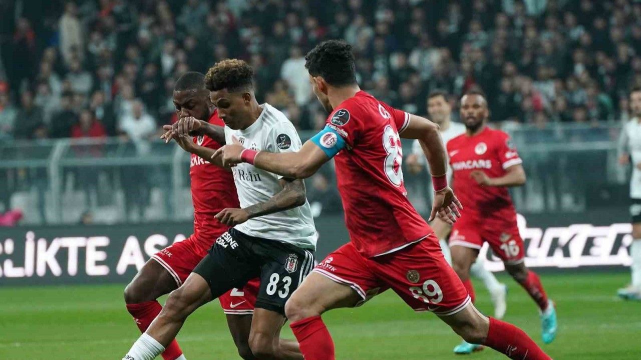 Trendyol Süper Lig: Beşiktaş: 2 - Gaziantep FK: 0 (Maç sonucu) - Yalova  Haber Ajansı