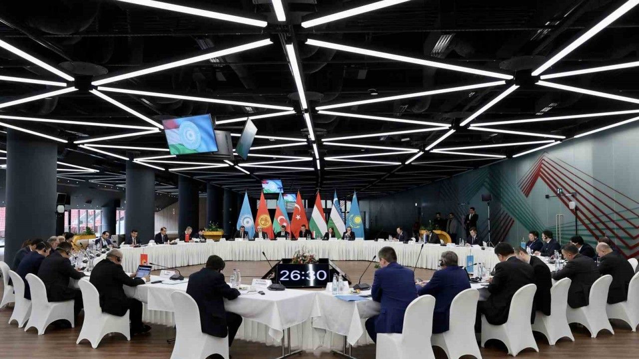 Bakan Dönmez, Türk Devletleri Teşkilatı enerji bakanları toplantısında konuştu