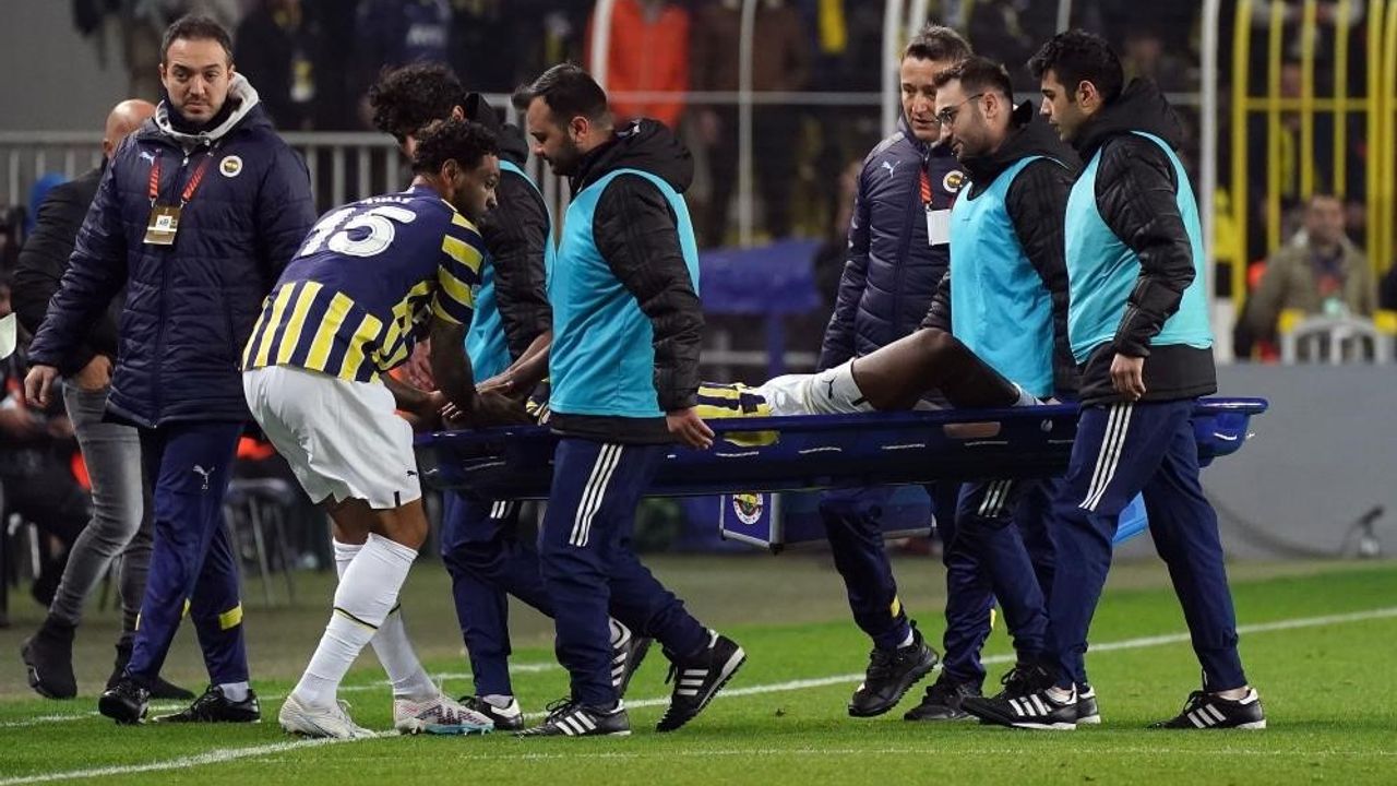 Fenerbahçe’de Batshuayi’nin sağlık durumu açıklaması