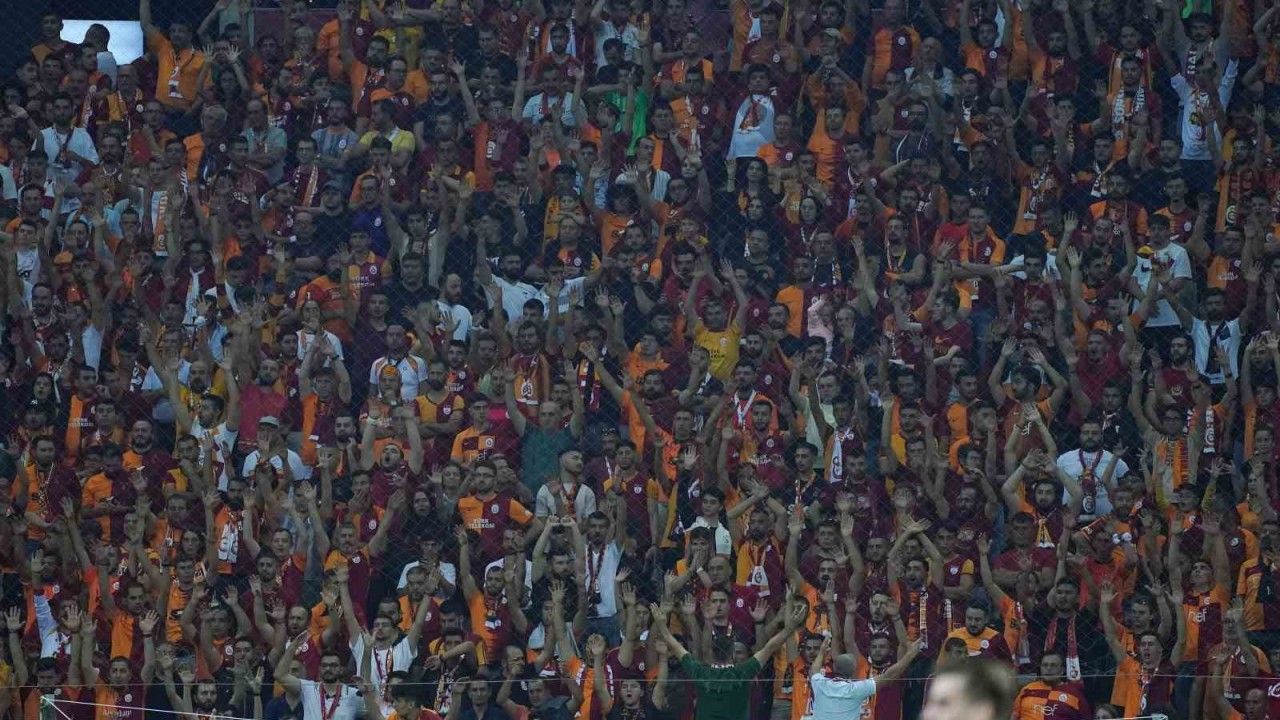 Galatasaray, Nef Stadyumu’nda oynadığı maçlardaki taraftar sayılarını açıkladı