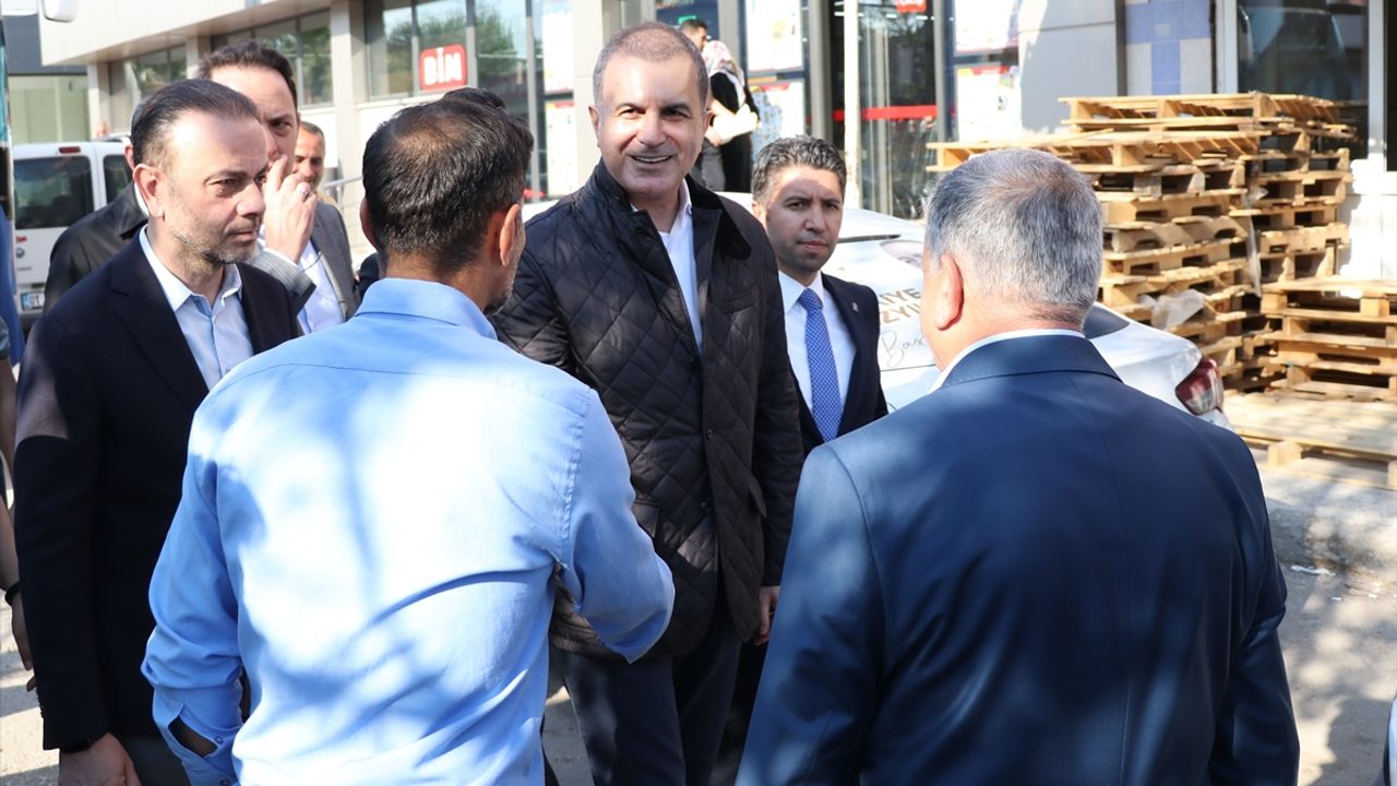 ADANA - Ömer Çelik: "Eğer birileri terör karşısında suskun kalıyorsa, teröre destek veriyorsa ya da destek verenlerle aynı ittifak içinde yer alıp kol kola yürüyorsa onların mecliste yeri yoktur"