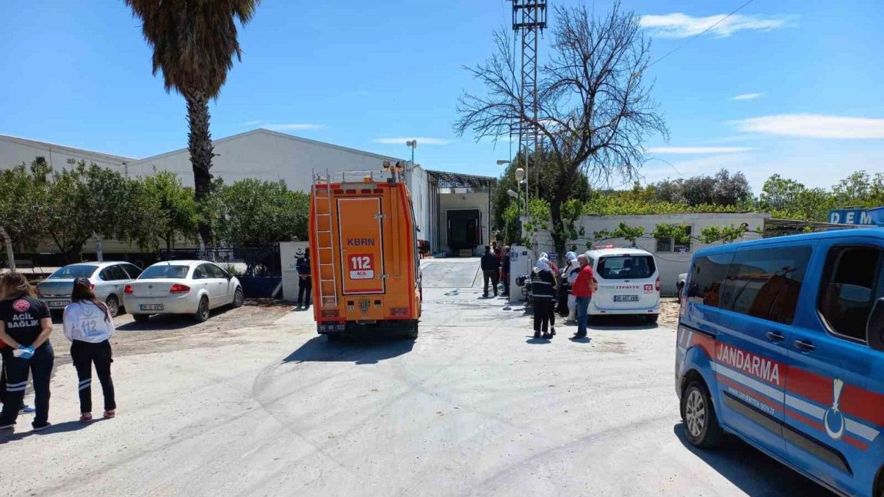Aydın’da amonyak gazından etkilenen 2 işçi hastaneye kaldırıldı