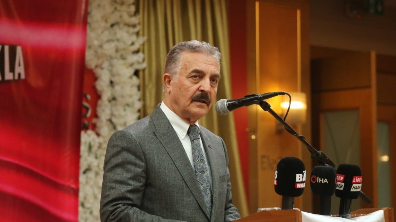 MHP Genel Sekreteri Büyükataman: “Demokrasinin olmadığı bir ülkede gayrimeşru TKP’nin seçimlerde boy göstermesini düşünmek mümkün mü?”