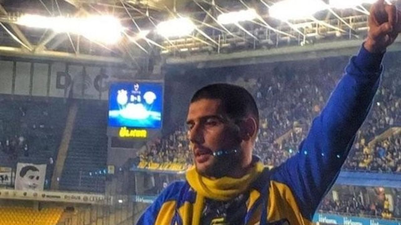 Fenerbahçe Tribün Lideri Cem Gölbaşı’na silahlı saldırı kamerada