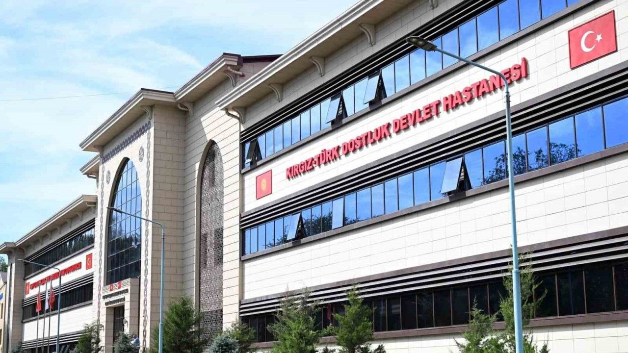 Kırgızistan’da Türk doktorlardan ilk böbrek nakli ameliyatı